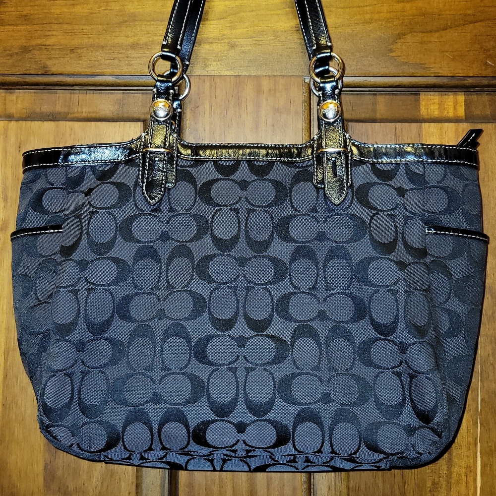 Coach East/West Gallery Black Tote BagF15146 - Picture 13 of 16